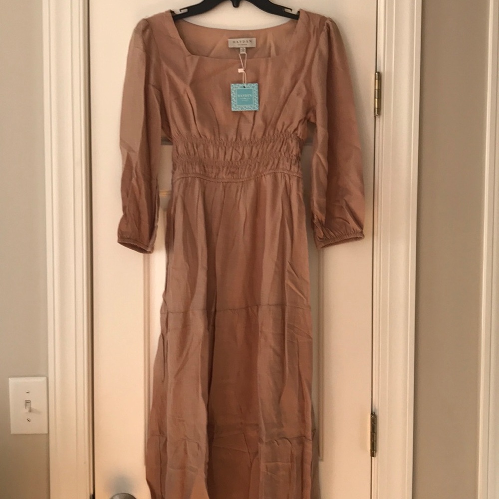 Hayden Los Angeles Laurel smocked waist midi dress
